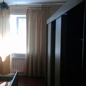 Сдам двухкомнатную квартиру в центре Луганска с мебелью