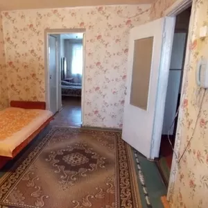 Сдам 2-комнатную квартиру на Буревестнике (мебель,  горячая вода)
