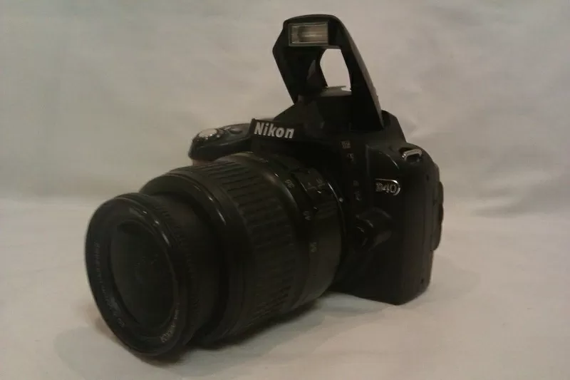 NIKON D40 Kit 18-55 + ВСПЫШКА NISSIN