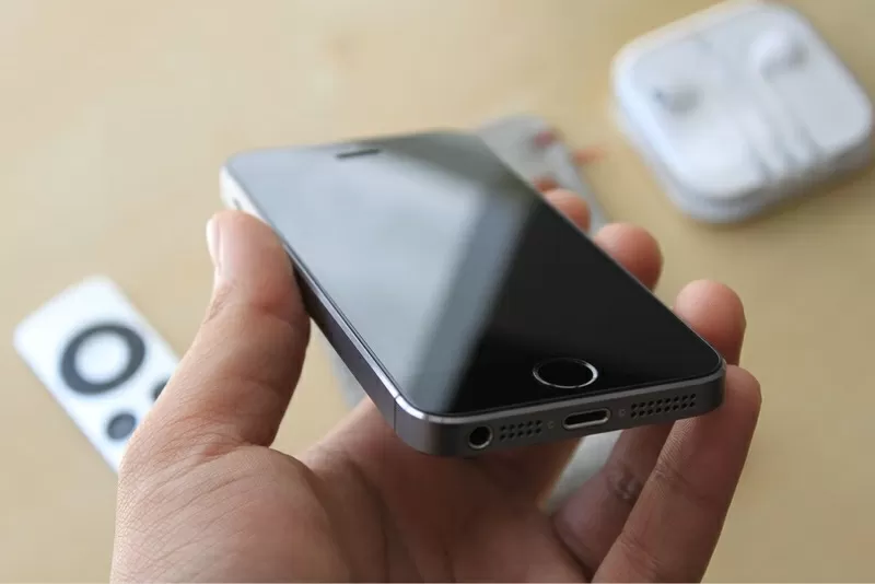 Продам iPhone 5s 16GB Neverlock Space Gray ( Без ПРЕДОПЛАТЫ и смс)
