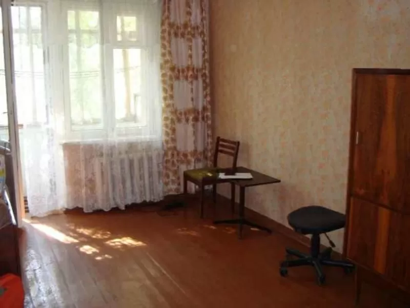 Продам 2-х комнатную квартиру в Центре Луганска 3