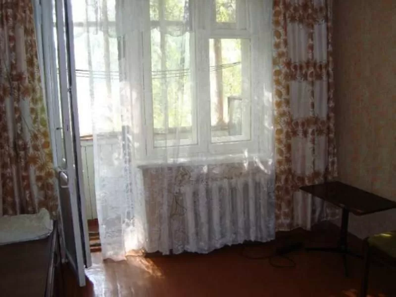 Продам 2-х комнатную квартиру в Центре Луганска 6